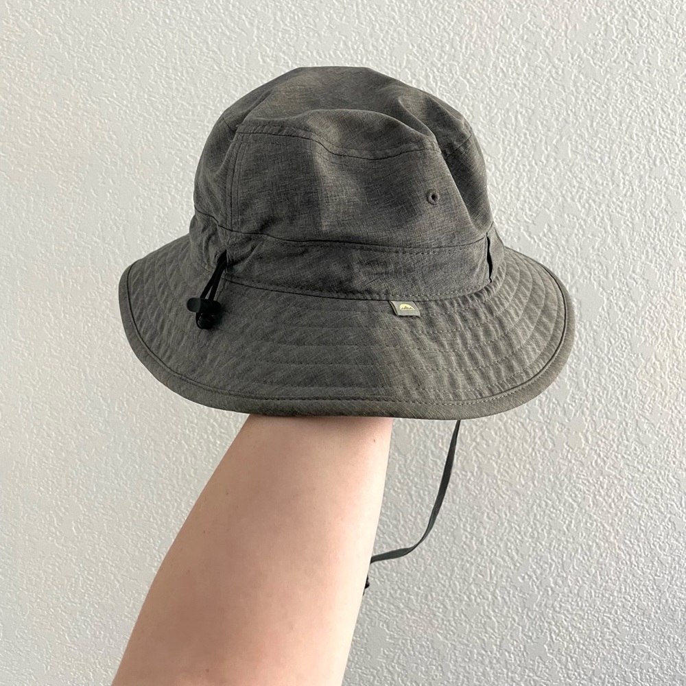 Solar Eclipse bucket hat